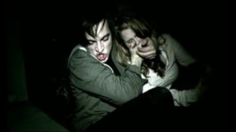 grave-encounters-2