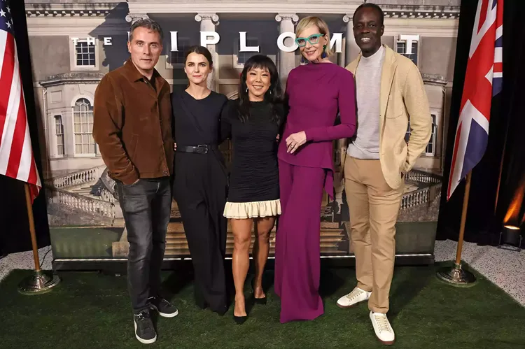 watch-the-diplomat-in-ireland-cast
